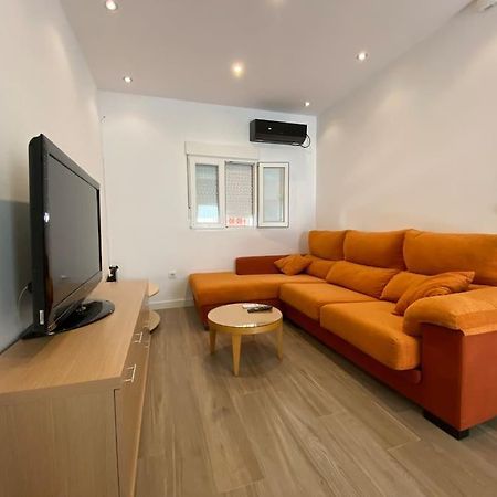 Central And Cozy Apartment In Seville Exterior photo
